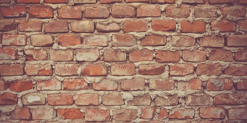 专业舞台音响系统：功放匹配、声学优化与耳机监听实战技巧