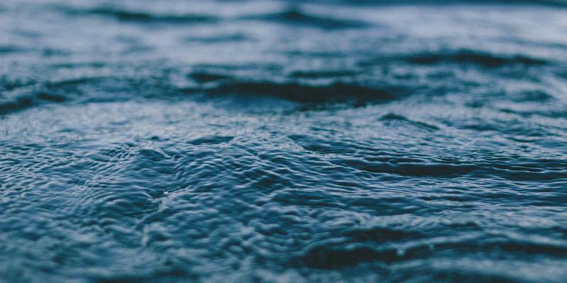 户外演出大型线阵音箱搭建全攻略：从Hi-Fi理念到专业音频技术实践